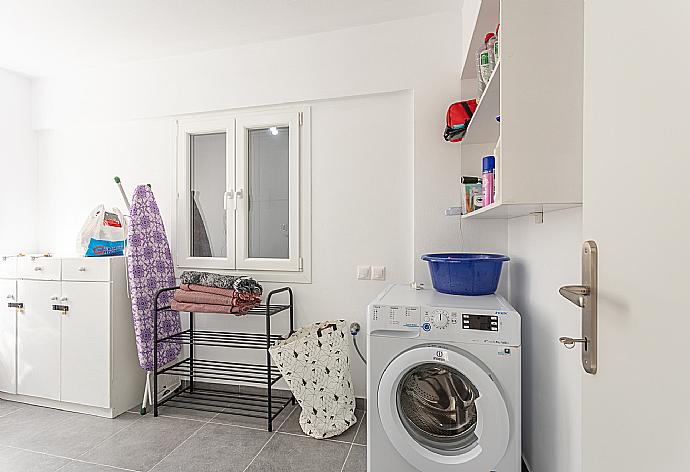 Laundry room . - Villa Constadina . (Галерея фотографий) }}