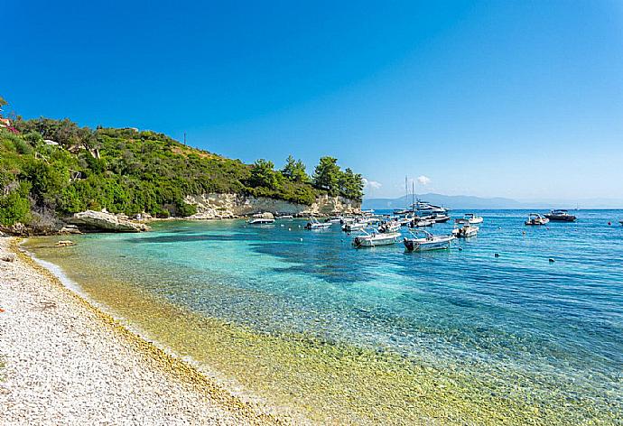 Loggos beach . - Villa Constadina . (Photo Gallery) }}