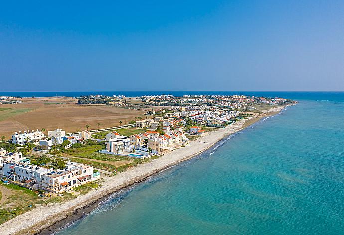 Local beach . - Villa Faros . (Fotogalerie) }}