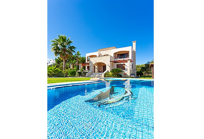 Beautiful villa with private pool, terrace, and large garden . - Villa Maria . (Fotogalerie) }}