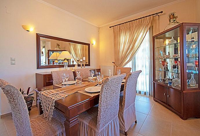 Dining area  . - Iris Villa . (Photo Gallery) }}
