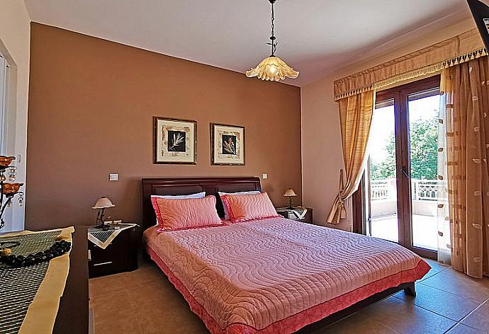 Iris Villa Bedroom