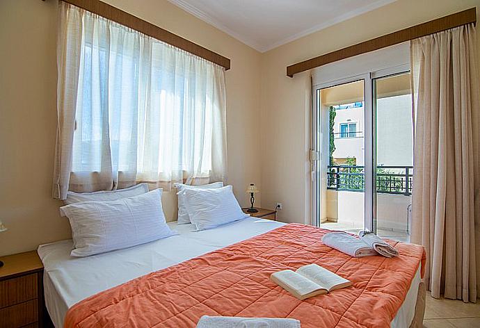 Double bedroom  . - Villa Selini 7 . (Галерея фотографий) }}