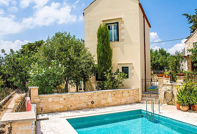 Beautiful villa with private pool terrace  . - Villa Helianthos 1 . (Fotogalerie) }}