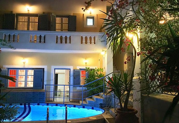 Beautiful villa with private pool . - Athena Villa . (Galleria fotografica) }}