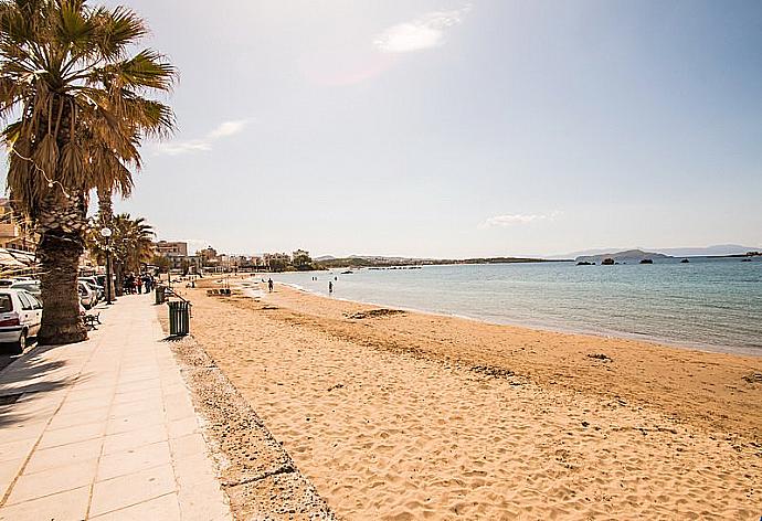 Local beach  . - Mare Civitas Duo Apartment . (Fotogalerie) }}