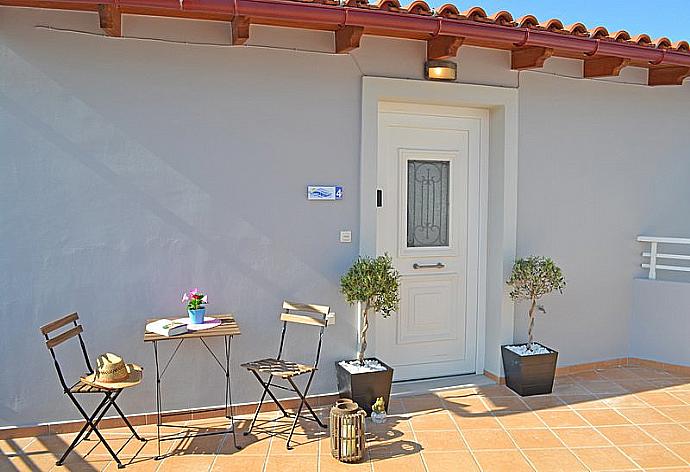 Balcony with outdoor seating . - Mare Civitas Penthouse . (Fotogalerie) }}