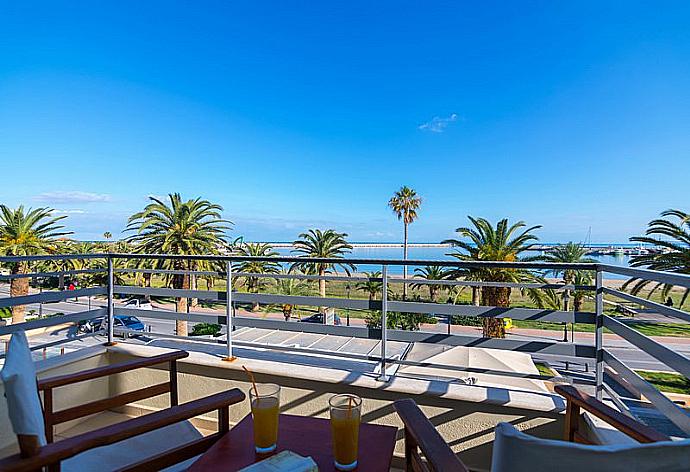 ,Beautiful terrace view  . - Lydias Maisonette . (Fotogalerie) }}