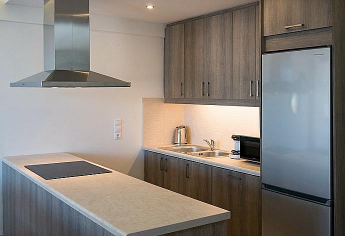Equipped kitchen . - Blue Oyster Beach Villa II . (Галерея фотографий) }}