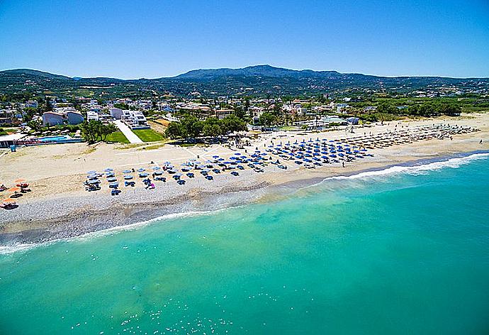 Local beach  . - Blue Oyster Beach Villa II . (Fotogalerie) }}