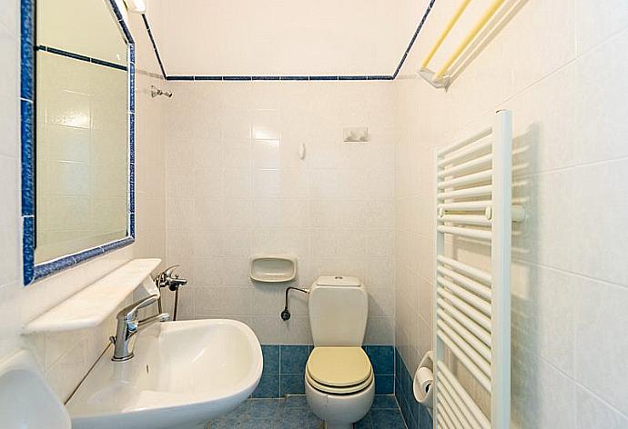 Bathroom  . - Villa Lodovico . (Galerie de photos) }}