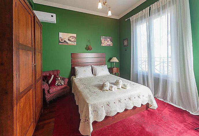 Villa Golden Tiara Bedroom