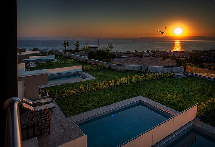 Beautiful sunset view from the terrace area . - Spa Villa . (Photo Gallery) }}