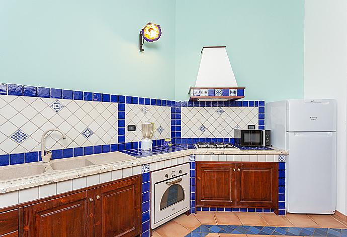 Equipped kitchen . - Villa Gamma . (Galería de imágenes) }}