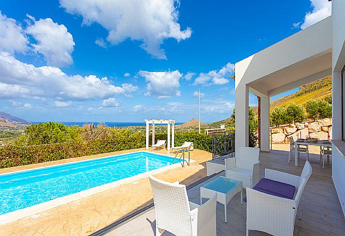 Beautiful villa with private pool and terrace with sea views . - Villa Beta . (Galleria fotografica) }}