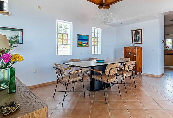 Indoor dining table  . - Villa Porfyra . (Photo Gallery) }}