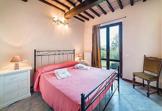 Double bedroom with A/C. . - Villa San Lorenzo . (Photo Gallery) }}