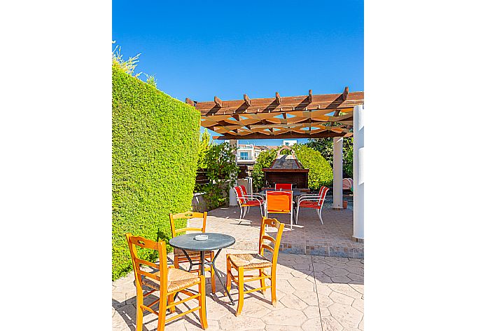 Terrace area . - Villa Coral Aura . (Fotogalerie) }}