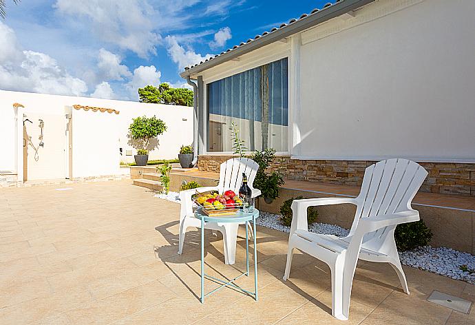 Terrace area . - Villa Marianna . (Галерея фотографий) }}