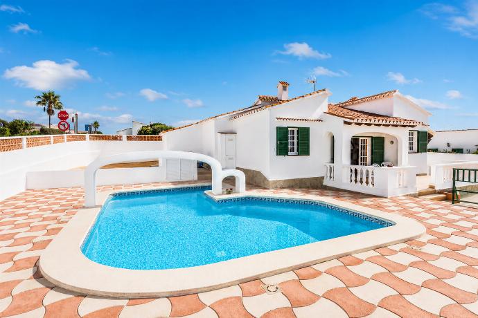  . - Villa Eugenia . (Photo Gallery) }}