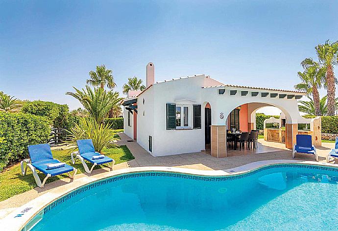 Beautiful Villa with Private Pool, Terrace and Garden . - Villa Juana . (Photo Gallery) }}