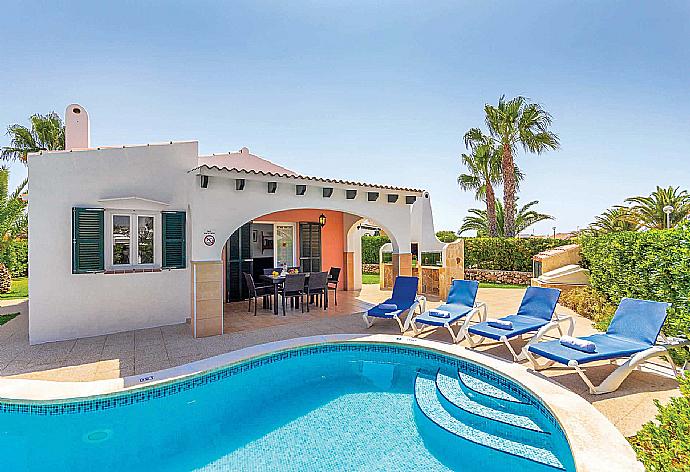 Beautiful Villa with Private Pool, Terrace and Garden . - Villa Juana . (Fotogalerie) }}