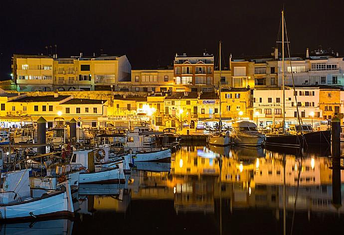 Ciutadella . - Villa Clariana . (Galería de imágenes) }}