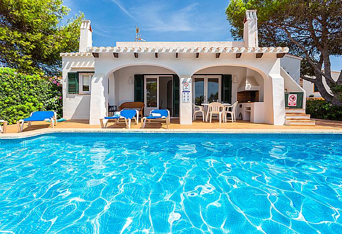 Beautiful villa with private pool, terrace, and large garden . - Villa Binimary . (Fotogalerie) }}