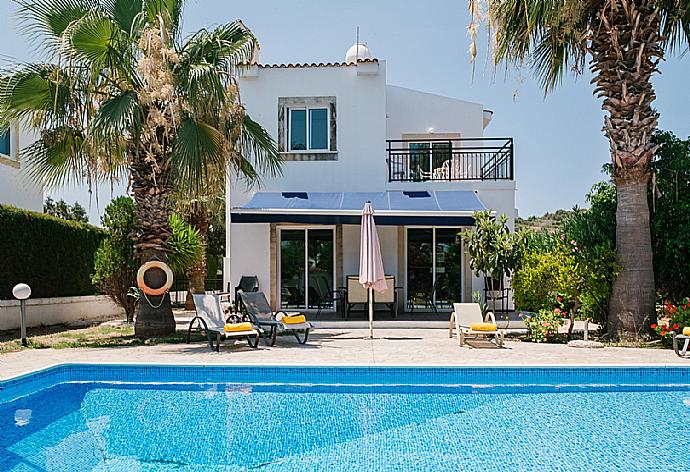 ,Beautiful Villa with private pool . - Villa Aphrodite . (Галерея фотографий) }}