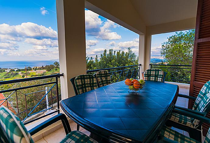 Terrace . - Villa Maritsa . (Galleria fotografica) }}