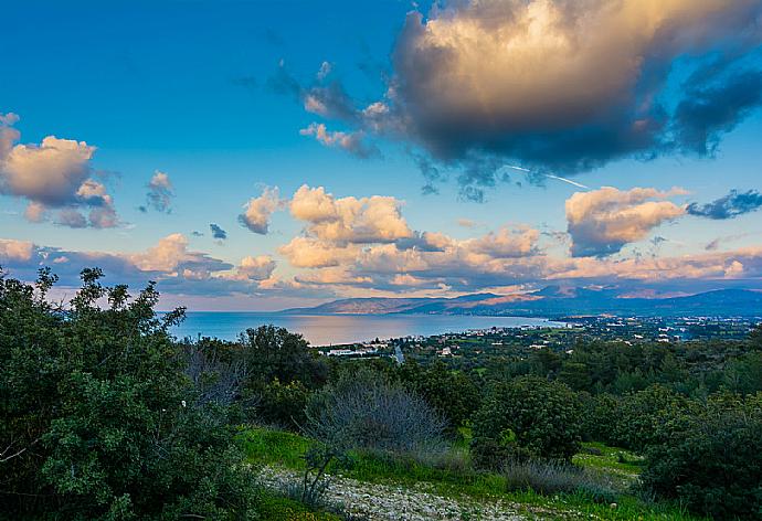 Views  . - Villa Maritsa . (Galleria fotografica) }}