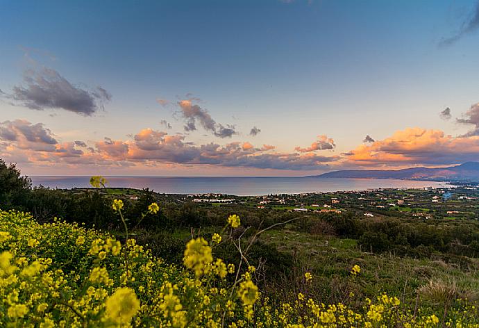 Views  . - Villa Maritsa . (Galerie de photos) }}