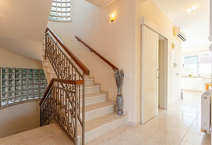 Stairway . - Villa Komissa . (Photo Gallery) }}