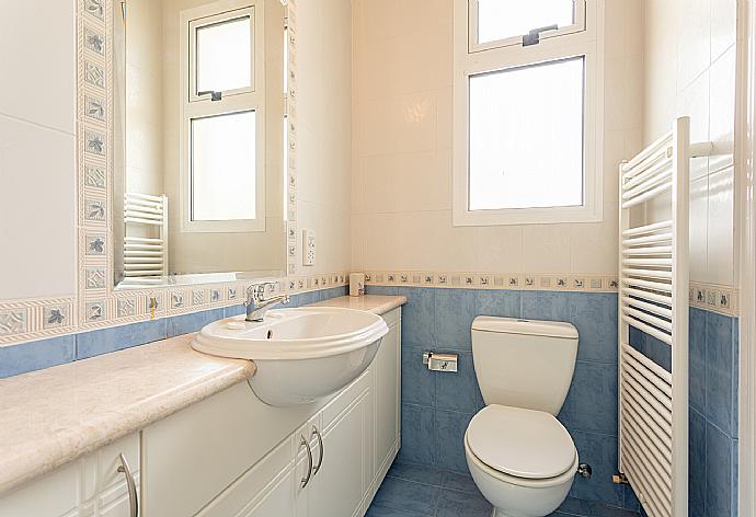 En suite bathroom with shower . - Villa Komissa . (Photo Gallery) }}