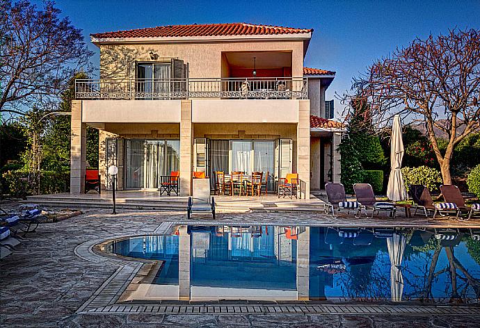 ,Beautiful villa with private pool and terrace . - Villa Niki . (Photo Gallery) }}