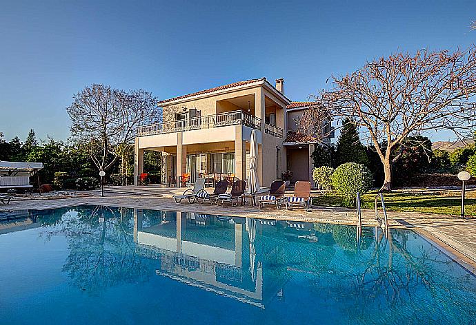 Beautiful villa with private pool and terrace . - Villa Niki . (Galería de imágenes) }}