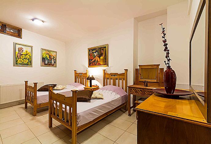 Twin bedroom . - Villa Irene Palace . (Photo Gallery) }}