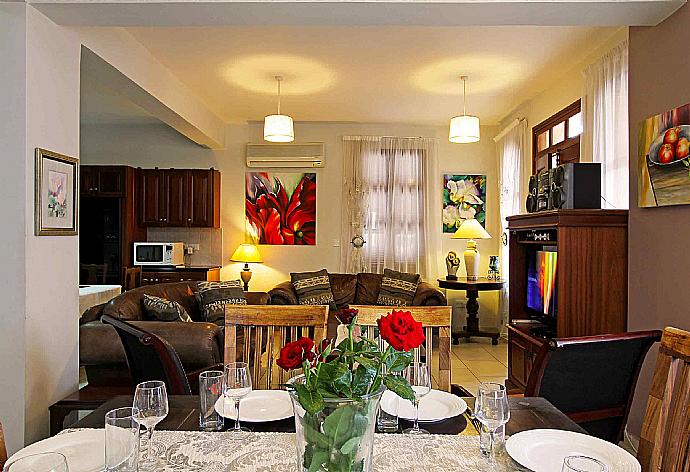 Dining area . - Villa Irene Palace . (Photo Gallery) }}
