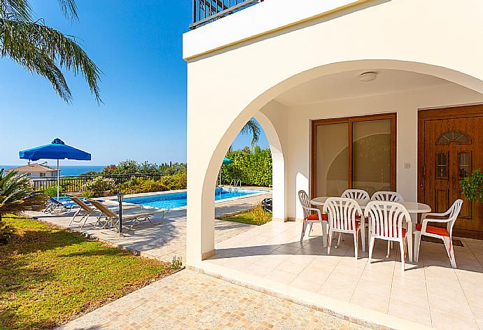 Sheltered terrace area . - Villa Ellada 2 . (Galería de imágenes) }}