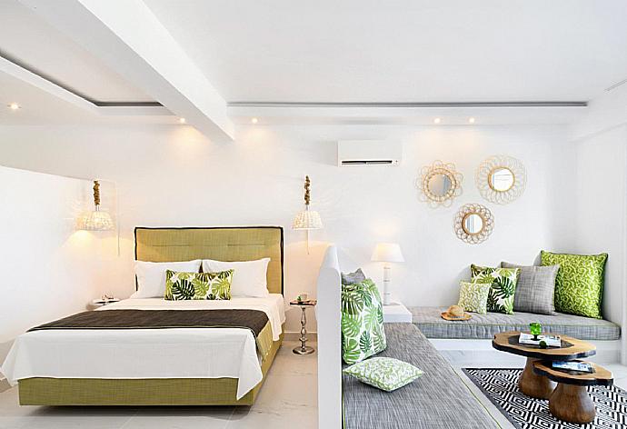 Double bedroom with A/C . - Junior Suite I . (Galleria fotografica) }}