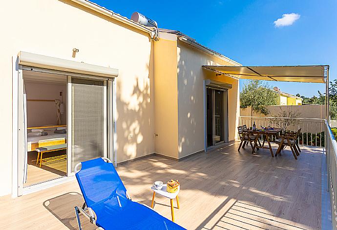 Terrace area with woodland views . - Villa Alexandros . (Galleria fotografica) }}