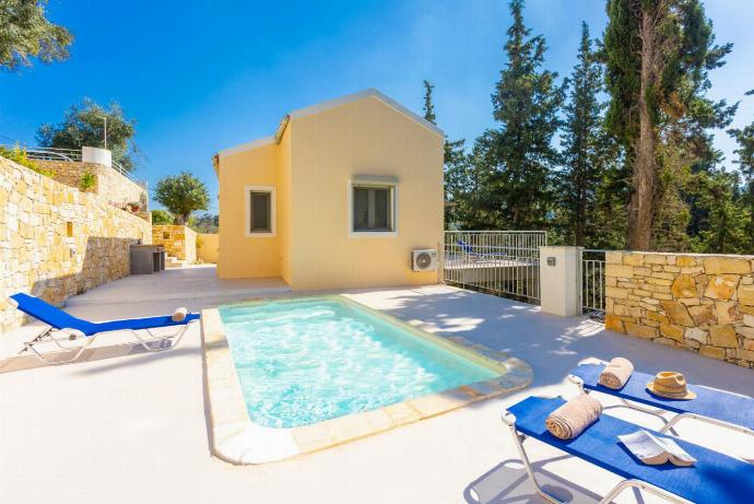  . - Villa Alexandros . (Photo Gallery) }}