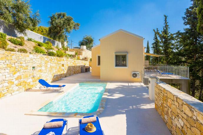  . - Villa Alexandros . (Photo Gallery) }}