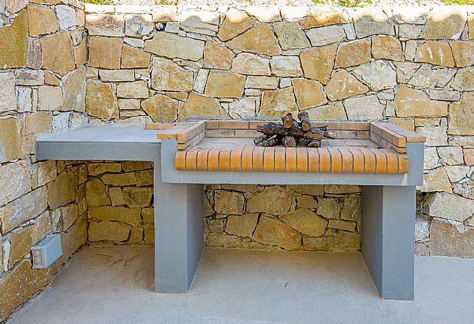 BBQ area . - Villa Ifigeneia . (Fotogalerie) }}