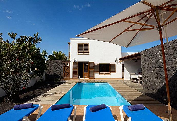 Beautiful villa with private pool and terrace . - Villa Bene . (Photo Gallery) }}