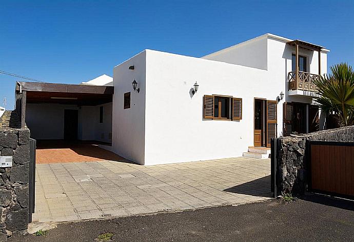 Beautiful villa . - Villa Bene . (Photo Gallery) }}