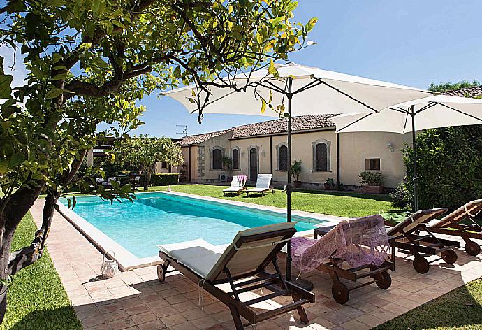 ,Beautiful villa with private pool and terrace . - Casale dell Ulivo . (Photo Gallery) }}