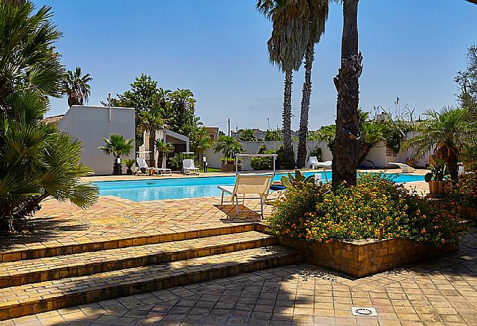 Beautiful villa with private pool and terrace . - Villa Lory . (Photo Gallery) }}