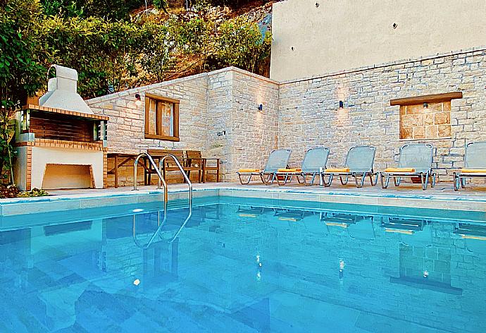  . - Kalami Beach Luxury Villa . (Photo Gallery) }}