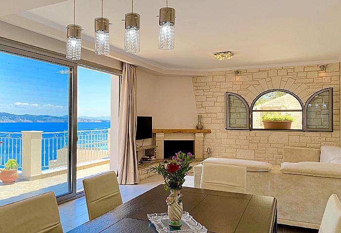  . - Kalami Beach Luxury Villa . (Photo Gallery) }}